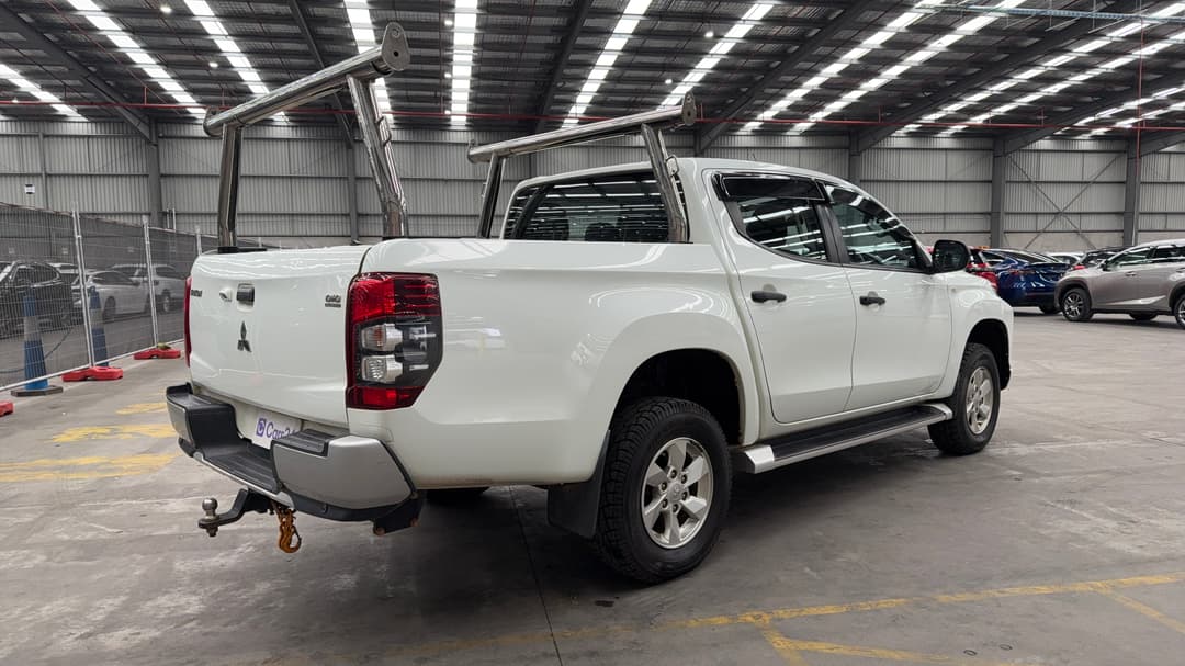 2019 Mitsubishi Triton Glx Plus (4x4), Automatic, 105756 km, Right Back Diagonal (45- Degree) View