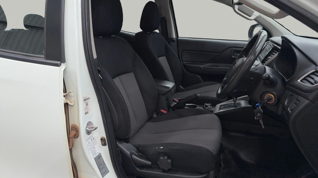 2019 Mitsubishi Triton Glx Plus (4x4), Automatic, 105756 km, Right Side Front Door Cabin View