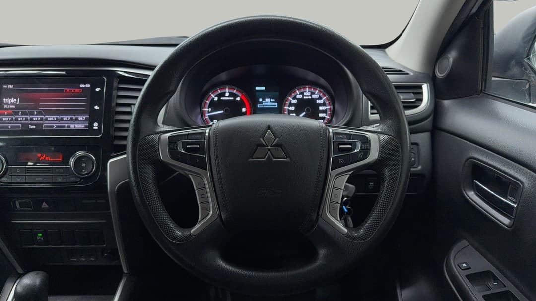 2019 Mitsubishi Triton Glx Plus (4x4), Automatic, 105756 km, Steering Wheel Close-up