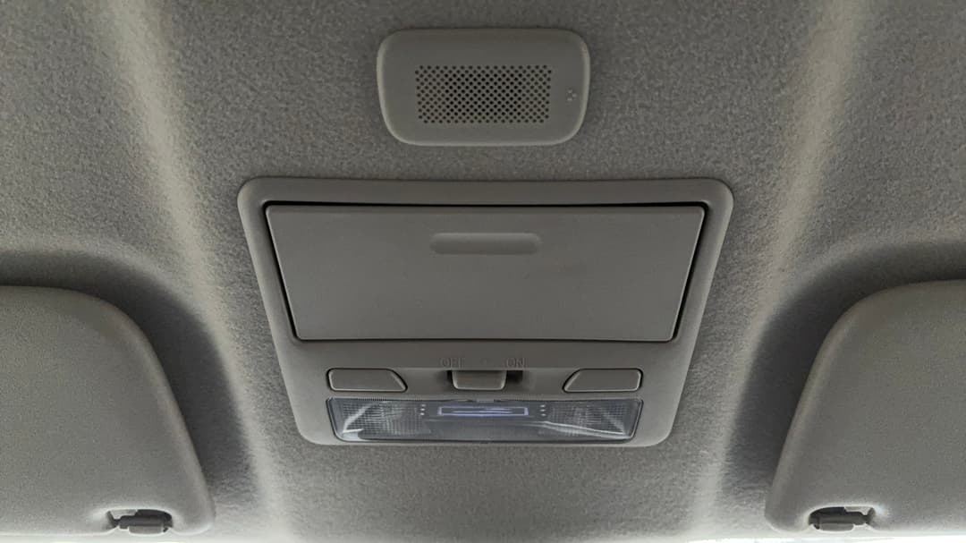 2019 Mitsubishi Triton Glx Plus (4x4), Automatic, 105756 km, On-Roof Controls/Sunglass holder