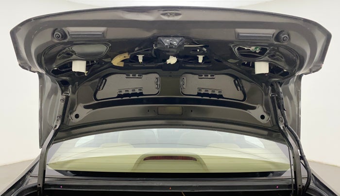2015 Honda City 1.5L I-VTEC V MT, Petrol, Manual, 65,113 km, Boot Door Open