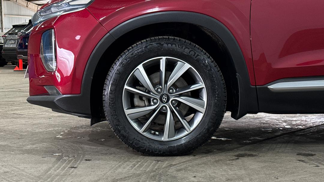 2018 Hyundai Santa Fe Elite Crdi (4x4), Automatic, 148342 km, Left Front Wheel