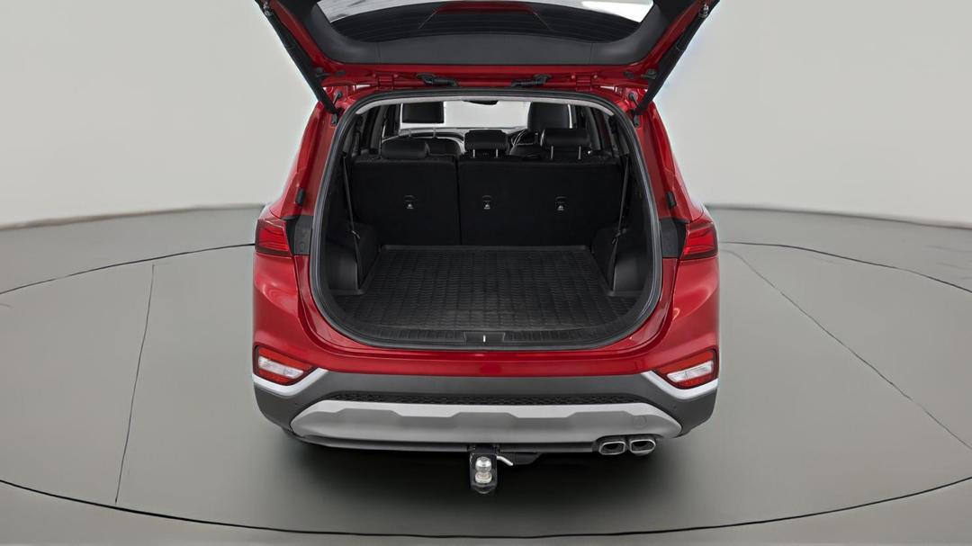 2018 Hyundai Santa Fe Elite Crdi (4x4), Automatic, 148342 km, Boot Inside View
