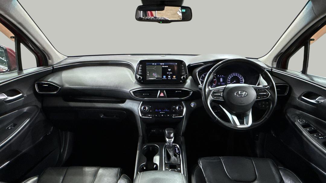 2018 Hyundai Santa Fe Elite Crdi (4x4), Automatic, 148342 km, Dashboard View