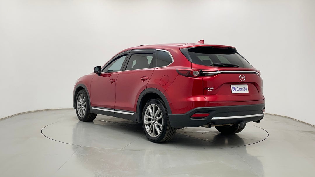 Left Back Diagonal (45- Degree) View