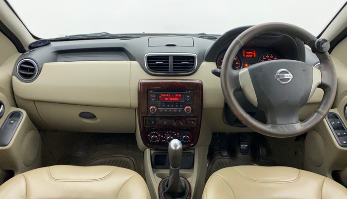 2015 Nissan Terrano XL (P), Petrol, Manual, 46,872 km, Dashboard