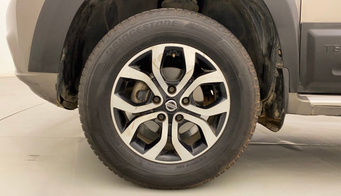 2015 Nissan Terrano XL (P), Petrol, Manual, 46,872 km, Left Front Wheel