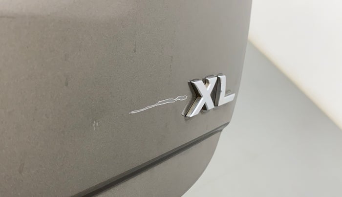 2015 Nissan Terrano XL (P), Petrol, Manual, 46,872 km, Dicky (Boot door) - Minor scratches