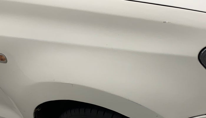 2010 Volkswagen Polo COMFORTLINE 1.2L PETROL, Petrol, Manual, 74,495 km, Right fender - Paint has minor damage