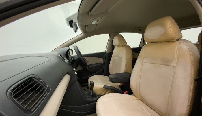 2010 Volkswagen Polo COMFORTLINE 1.2L PETROL, Petrol, Manual, 74,495 km, Right Side Front Door Cabin