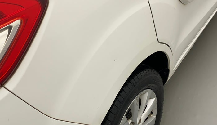 2014 Maruti Ertiga VXI, Petrol, Manual, 45,864 km, Right quarter panel - Minor scratches
