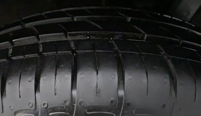 2022 Hyundai GRAND I10 NIOS SPORTZ CNG MT, CNG, Manual, 5,151 km, Right Rear Tyre Tread
