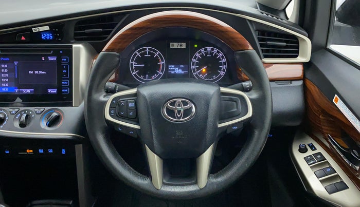 2020 Toyota Innova Crysta 2.4 GX 7 STR, Diesel, Manual, 42,217 km, Steering Wheel Close Up