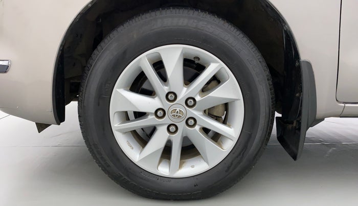 2020 Toyota Innova Crysta 2.4 GX 7 STR, Diesel, Manual, 42,217 km, Left Front Wheel