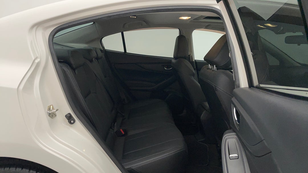 2017 Subaru Impreza 2.0i-s (awd), Automatic, 52504 km, Right Side Rear Door Cabin View