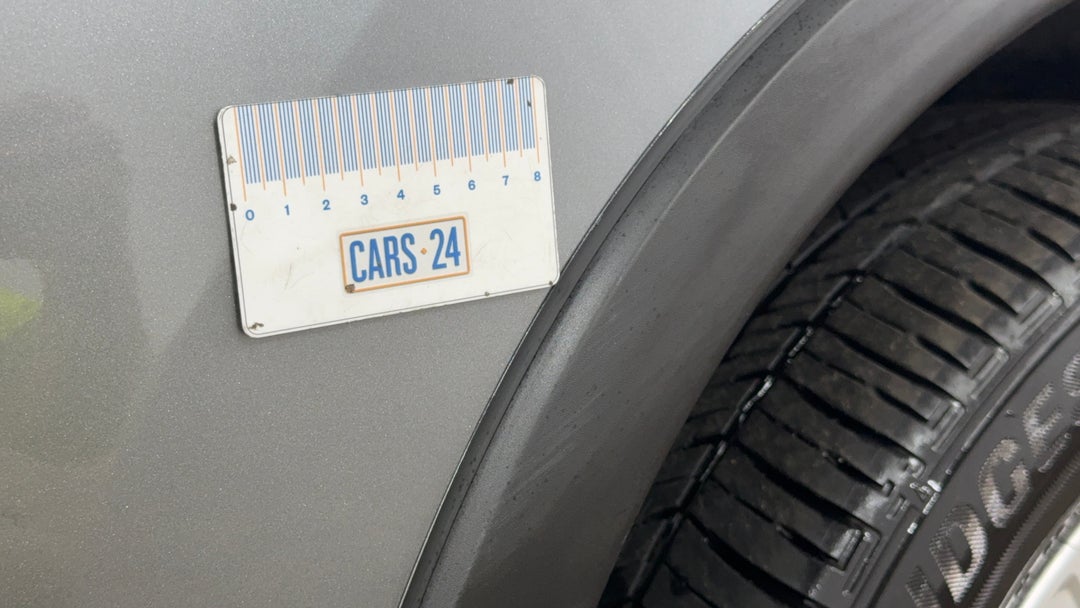 Mud guard Front LHS Scratch