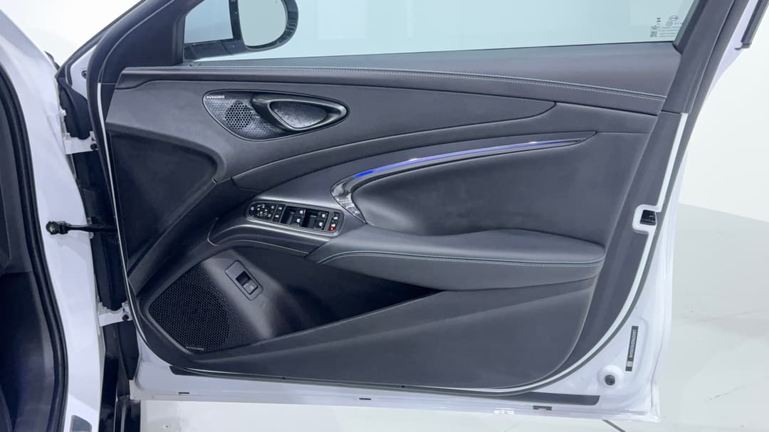 2025 Byd Seal Performance, Automatic, 23875 km, Speaker View