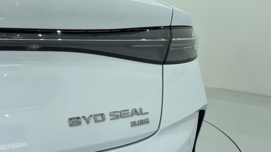 2025 Byd Seal Performance, Automatic, 23875 km, Badge (Boot Right Side)