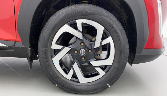 2021 Nissan MAGNITE XV PREMIUM MT DUAL TONE, Petrol, Manual, 31,073 km, Right Front Wheel