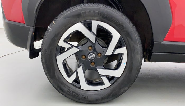 2021 Nissan MAGNITE XV PREMIUM MT DUAL TONE, Petrol, Manual, 31,073 km, Right Rear Wheel