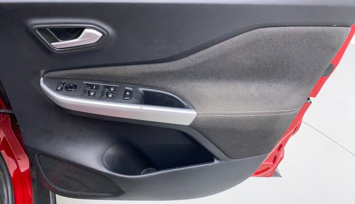 2021 Nissan MAGNITE XV PREMIUM MT DUAL TONE, Petrol, Manual, 31,073 km, Driver Side Door Panels Control