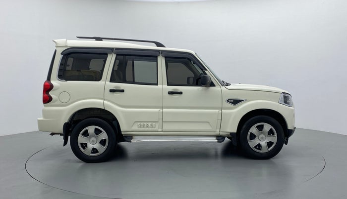 2020 Mahindra Scorpio S5, Diesel, Manual, 61,120 km, Right Side View