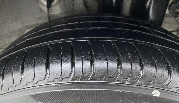 2015 Hyundai Elite i20 ASTA 1.2, Petrol, Manual, 81,561 km, Left Rear Tyre Tread