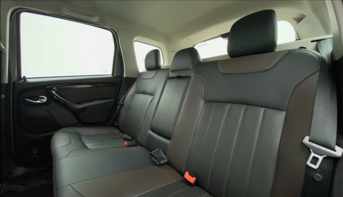 2017 Nissan Terrano XV PREMIUM 110 PS AMT DEISEL, Diesel, Automatic, 36,197 km, Right Side Rear Door Cabin