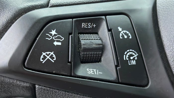 Opel Astra-Steering Wheel Cruise Control Faded