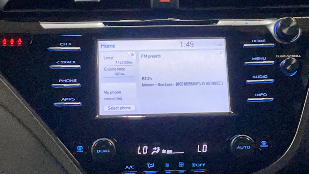 2019 Toyota Camry Ascent Hybrid, Automatic, 76211 km, Infotainment System