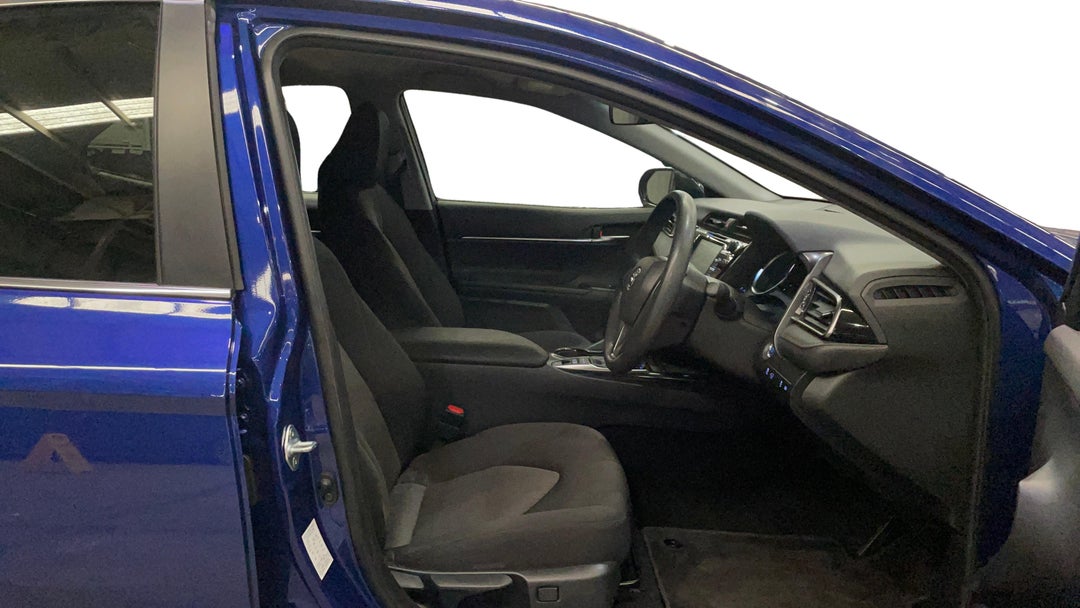 2019 Toyota Camry Ascent Hybrid, Automatic, 76211 km, Right Side Front Door Cabin View