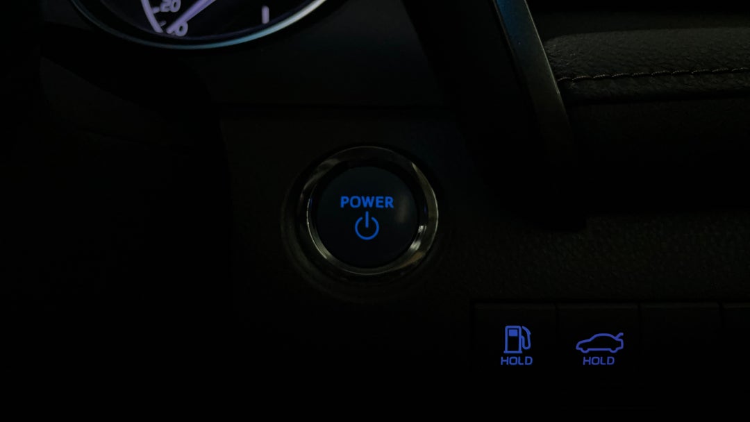 2019 Toyota Camry Ascent Hybrid, Automatic, 76211 km, Keyless / Button Start