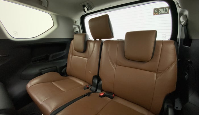 2020 Toyota Innova Crysta 2.4 VX 7 STR, Diesel, Manual, 51,211 km, Third Seat Row ( optional )