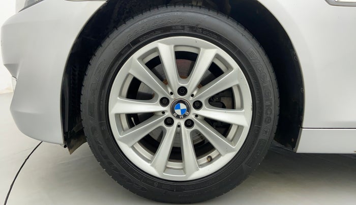 2013 BMW 5 Series 520D LUXURY LINE, Diesel, Automatic, 46,680 km, Left Front Wheel