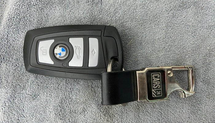 2013 BMW 5 Series 520D LUXURY LINE, Diesel, Automatic, 46,680 km, Key Close Up