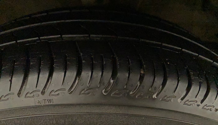 2020 Maruti S PRESSO VXI+, Petrol, Manual, 17,853 km, Right Front Tyre Tread