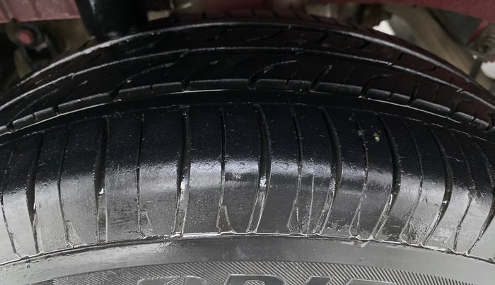 2018 Mahindra KUV 100 NXT K2 6 STR, Petrol, Manual, 21,942 km, Right Rear Tyre Tread