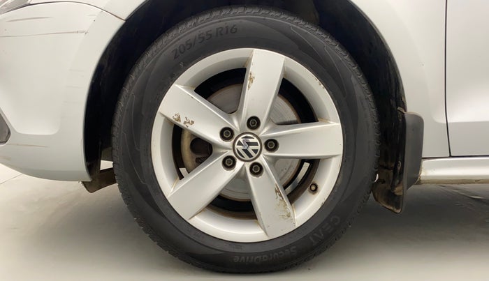 2012 Volkswagen Jetta COMFORTLINE TSI, Petrol, Manual, 31,499 km, Left Front Wheel