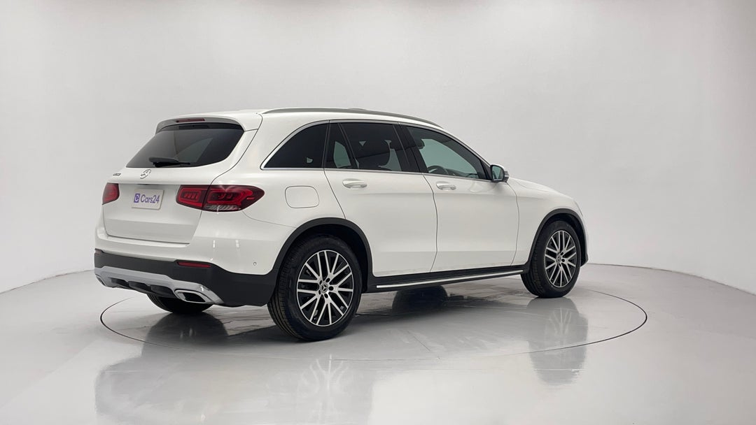 2020 Mercedes-benz GLC 200, Automatic, 40536 km, Right Back Diagonal (45- Degree) View