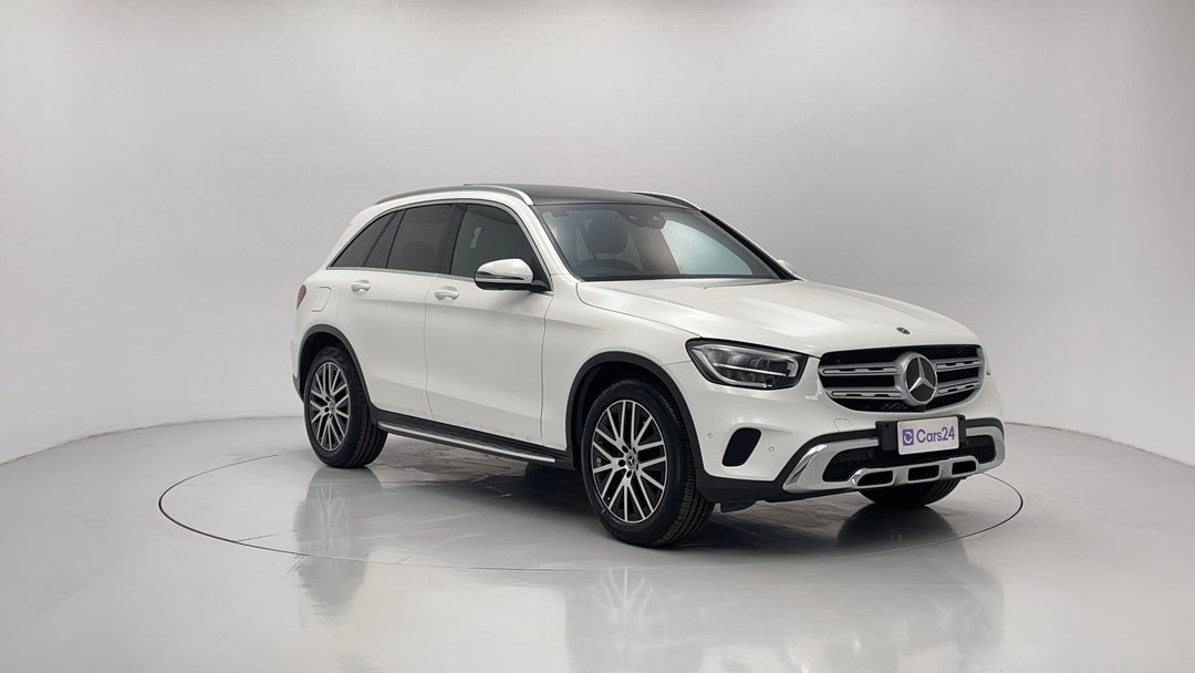 2020 Mercedes-benz GLC 200, Automatic, 40536 km, Right Front Diagonal (45- Degree) View