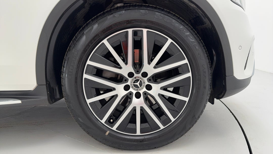 2020 Mercedes-benz GLC 200, Automatic, 40536 km, Right Front Wheel