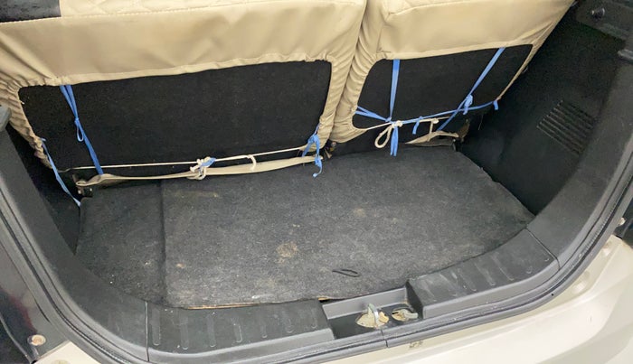 2014 Maruti Wagon R 1.0 VXI, Petrol, Manual, 72,025 km, Dicky (Boot door) - Parcel tray missing