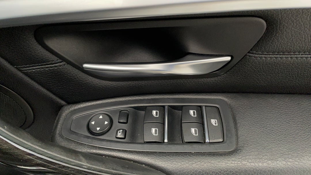 Drivers Side Door Panel Controls