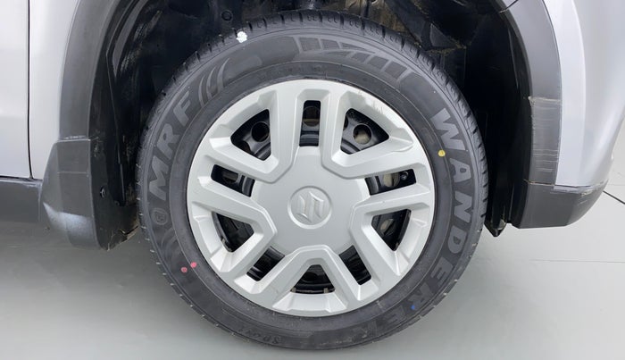 2019 Maruti Vitara Brezza VDI, Diesel, Manual, 24,195 km, Right Front Wheel