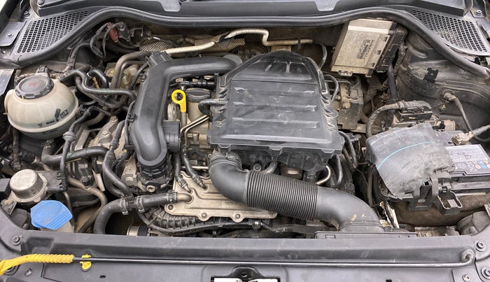 2021 Volkswagen Vento HIGHLINE 1.0L TSI AT, Petrol, Automatic, 50,711 km, Open Bonet