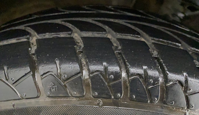 2017 Maruti Wagon R 1.0 LXI CNG, CNG, Manual, 14,601 km, Right Rear Tyre Tread