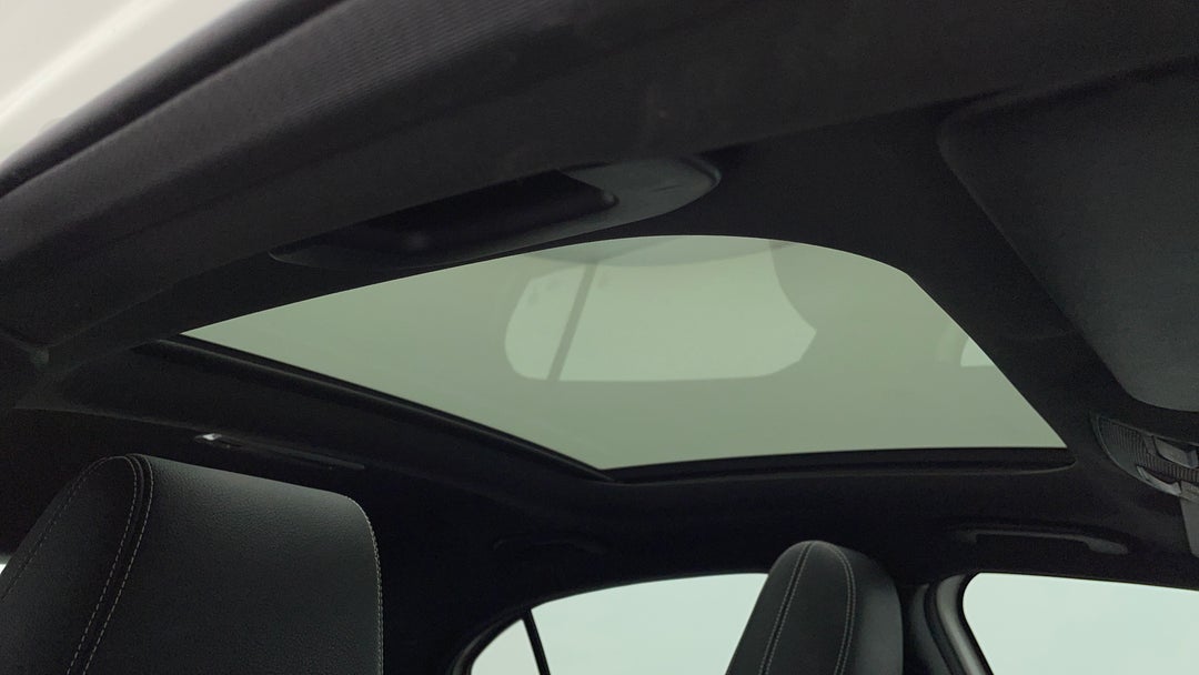 Interior Sunroof/Moonroof