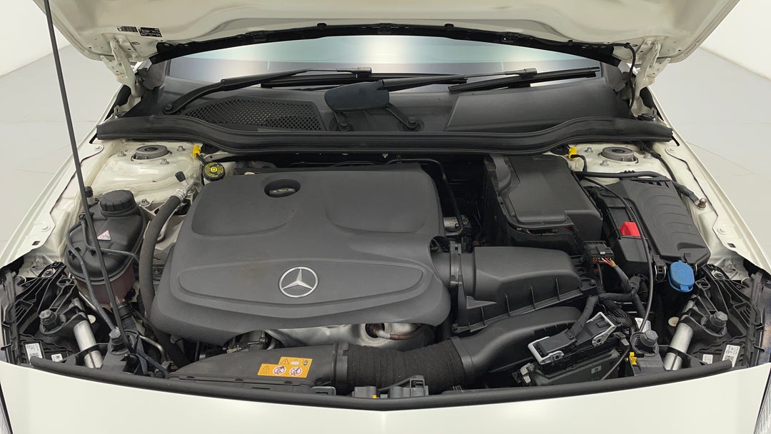 Open Bonnet (Engine)