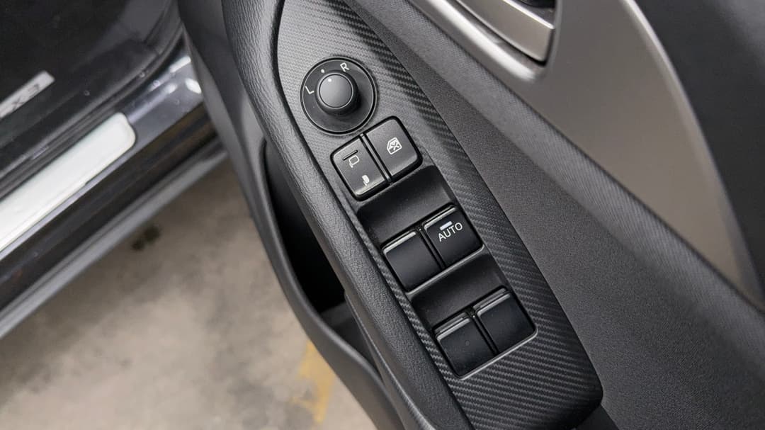 2018 Mazda CX-3 Maxx (FWD), Automatic, 114517 km, Drivers Side Door Panel Controls