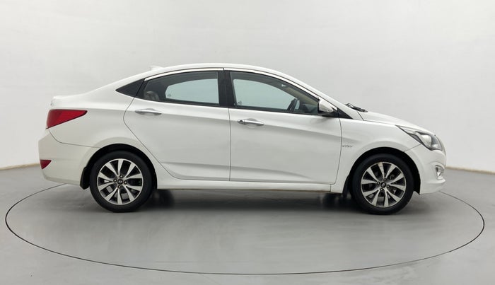 2016 Hyundai Verna FLUIDIC 4S 1.6 VTVT SX, Petrol, Manual, 66,039 km, Right Side View